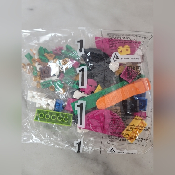 Legos - Picture 7 of 9